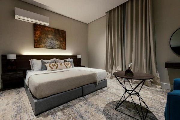 Viola Gardens image 46